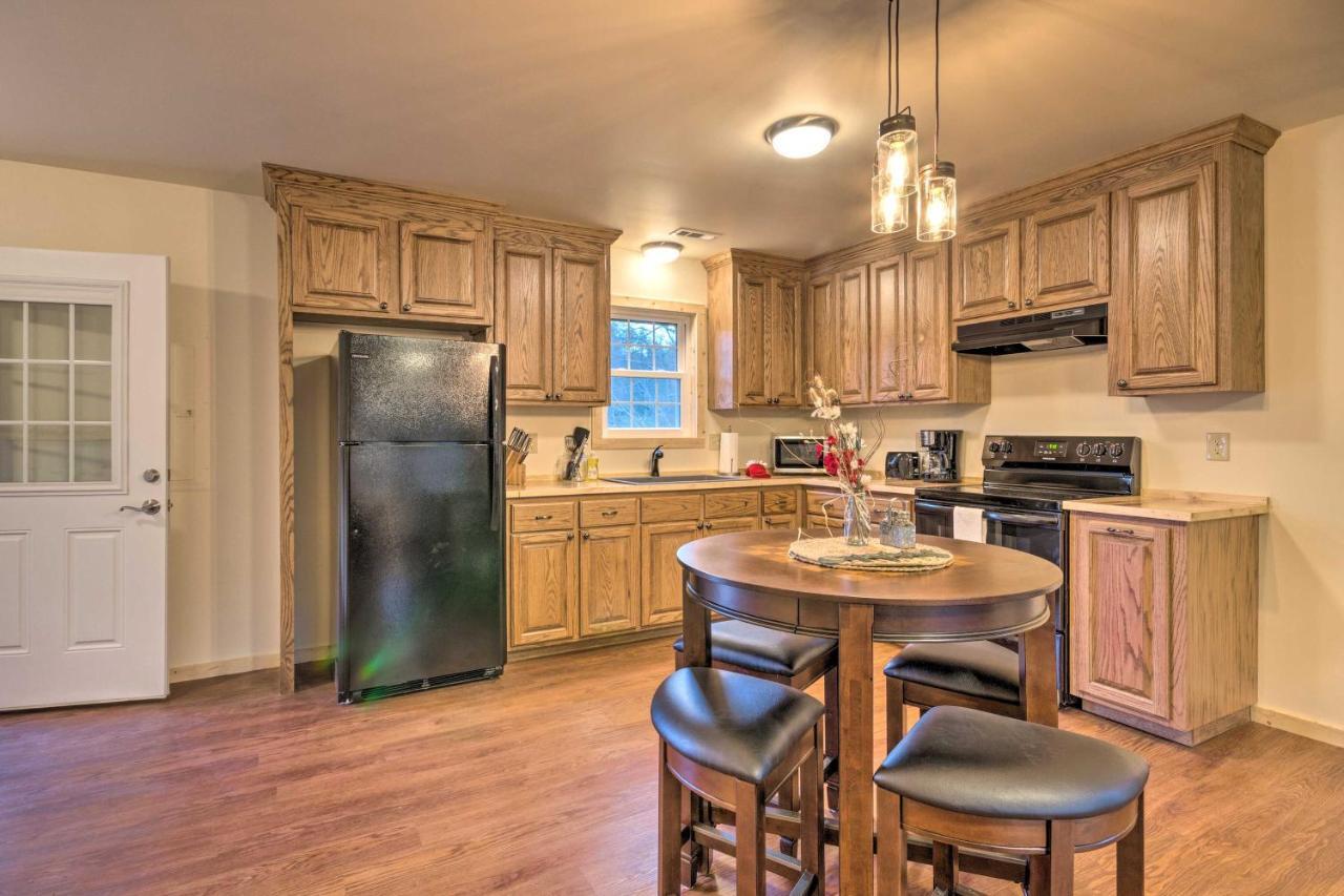 Cozy Cabin On Tuckasegee River - Near Bryson City Exteriör bild